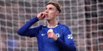 Cole Palmer i gjithanshëm nga Anglia në prag të largimit nga Chelsea drejt rivalëve të "Bluve"