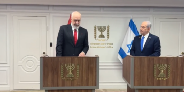 Demonstrim kundër antisemitizmit" / Rama gjatë konferencës me Netanyahun: "Sot hapim Dhomën e Tregtisë në Jerusalem