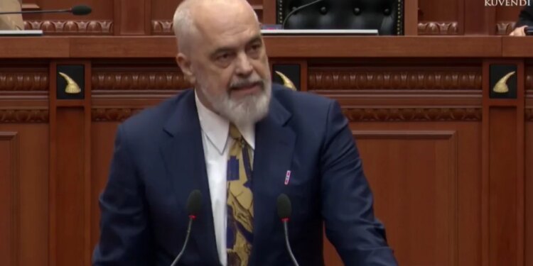 “Do të ngrini kartonët dhe do të votoni,” Rama drejtohet deputetëve të PD: Do të ulem si anëtar i Bordit të Paqes në Shtëpinë e Bardhë.