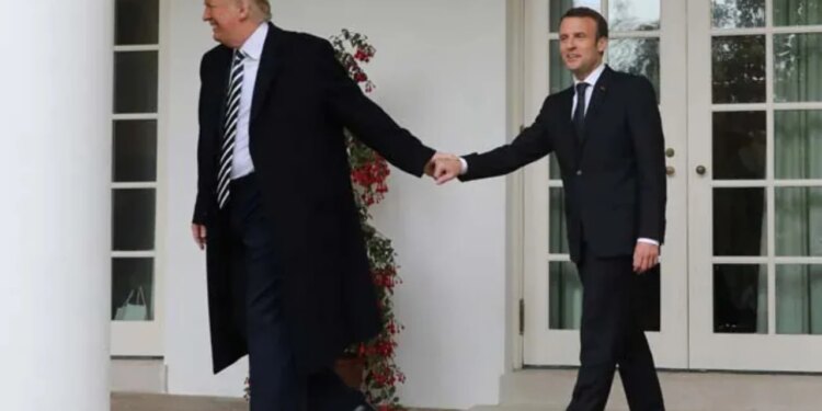 “Donald, të lutem, mos e bëj!” / Trump ironizon Macron, publikon bisedën me presidentin francez: Çfarëdo që të dëshirosh, vetëm…