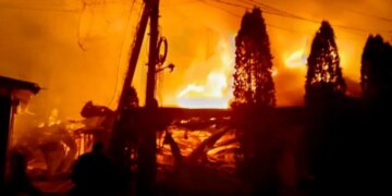 Dronët godasin territorin e pushtuar nga Rusia gjatë natës së Vitit të Ri, Ukraina njofton për 24 viktima.