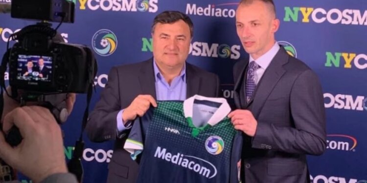 Ekskluzive: Ansi Agolli tregon për herë të parë lidhjen me të ndjerin presidentin e Fiorentinës, Rocco Comisso