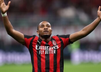 Fenerbahçe insiston për Nkunku; futbollisti mbetet i pavendosur, Milani kërkon minimum 35 milionë euro.