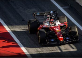 Formula 1: Hamilton dhe Leclerc të kënaqur me performancën e Ferrarit, e cila ofroi një fillim të qëndrueshëm, duke na mundësuar të nxjerrim shumë mësime.