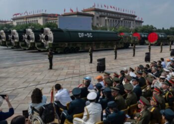 Gjenerali kryesor i forcave ushtarake në Kinë nën akuzë për tradhti, dyshohet se ka ndarë informacione sekrete bërthamore me Shtetet e Bashkuara.