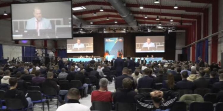 Gjermania nën presionin e vitit zgjedhor: Sfida për politikën, DW: Ekstremizmat, veçanërisht AfD-ja, në rritje