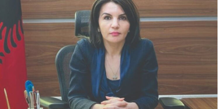 Investigim/ Elidiana Çelaj dhe hijet e korrupsionit në AKUM, lidhja e fortë me Ceno Klosin