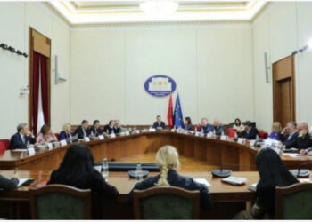 “Mbi 90 bashki, kryetari dhe këshilli i qarkut do zgjidhen me votë”, zbulohet çfarë dakordësuan PS dhe PD për Reformën Territoriale