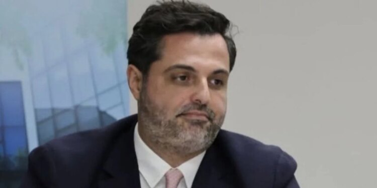 Ilaçi, i cili u refuzua nga Bashkimi Evropian, fitoi legalizim në Shqipëri në ditën e fundit të vitit 2025. Shprehen dyshime mbi ndryshimin e kritereve që mund të kenë avantazhuar kompaninë Megapharma.