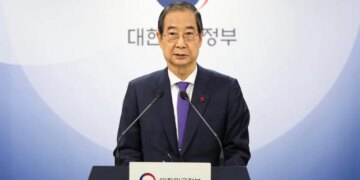 Ish-kryeministri i Koresë së Jugut dënohet me 23 vite burg pas shpalljes së papritur të gjendjes së jashtëzakonshme.