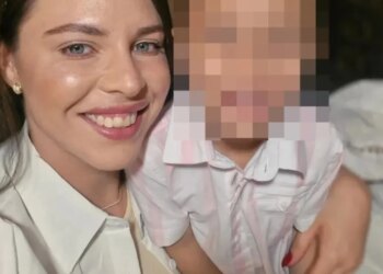 Ish-mike kthehet në armike; 28-vjeçarja vret për vdekje ish-partneren e bashkëshortit në praninë të djalit të saj 3-vjeçar, xhelozia dyshohet si shkak…