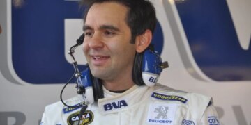 Ish-piloti brazilian i Formula 1 arrestohet në Teksas gjatë ndjekjes së garës së të birit; zbardhen akuzat ndaj tij.