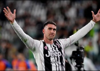 Juventus merr lajme optimiste nga Vlahovic, i cili planifikon rikthimin në fushë përballë Interit.