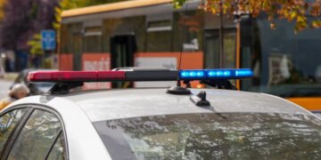 Kallëzohen 39 të dyshuar për dëm ekonomik prej 1 milion eurosh ndaj Byrosë Kosovare të Sigurimit, sekuestrohen mijëra euro dhe ar.