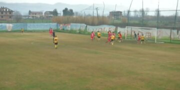 Kategoria e Parë: Skënderbeu triumfon ndaj Besës me përmbysje, Laçi dhe Pogradeci sigurojnë fitore.