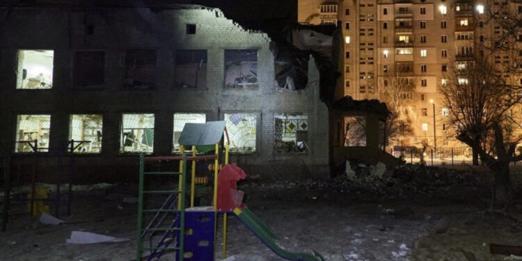 Kërcënim i madh për furnizimin me energji elektrike në Ukrainë nga sulmet ruse, ndikime gjithashtu në disa rajone të Moldavisë.