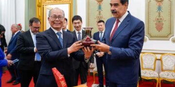 Kina kërkon nga Shtetet e Bashkuara të lirojnë menjëherë Maduros: një shkelje e ligjit ndërkombëtar.