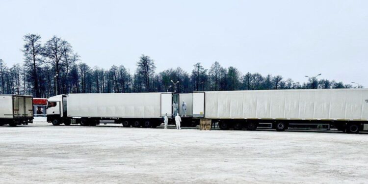 Konflikti i ashpër Rusi-Ukrainë, Moska i dorëzon Kievit eshtrat e 1000 ushtarëve