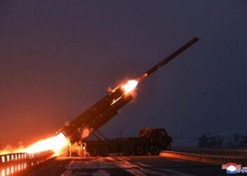 Korea e Veriut lanson raketa balistike drejt Japonisë pas kapjes së Maduros nga Shtetet e Bashkuara