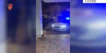 Kreu 11 grabitje nën kërcënimin e armës, arrestohet një 30-vjeçar në Lezhë