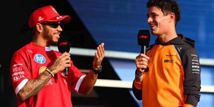 Lando Norris shprehet për 2026: "Më pëlqen ideja e të luftuarit më shumë me Hamiltonin"