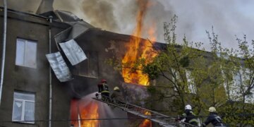 Lufta në Ukrainë: OKB raporton se më shumë se 2500 civilë janë vrarë në vitin 2025 nga sulmet ruse, ndërsa mbi 12 mijë janë plagosur.