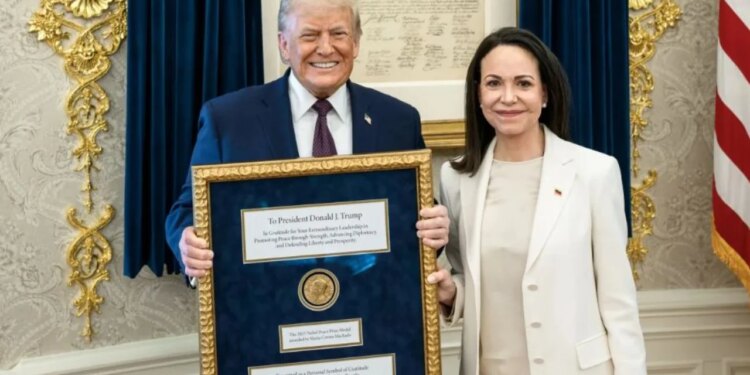 Machado e tejkalon çmimin Trump, Komiteti i Nobelit reagon: Çmimet nuk mund të transferohen.