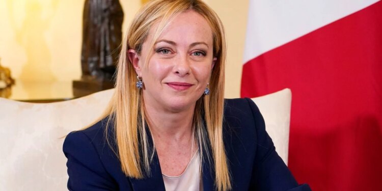 “Marrëveshje mes Melonit dhe udhëheqëses së opozitës venezueliane: Shkëputja e Maduros nga politika dhe e ardhmja e vendit në fokus të bisedës telefonike”