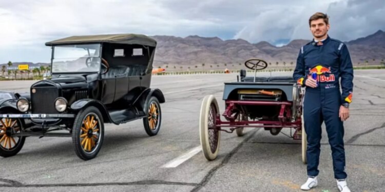 Max Verstappen përballet me sfidën e drejtimit të një makine Ford të 100 viteve më parë
