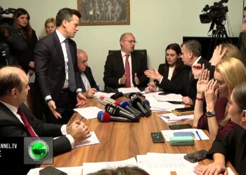 “Mbledhje apo argëtim?”/ Debate mes Hasanit dhe Ballës në Komisionin e Punëve të Jashtme: "Mos u zemëro tani, po sikur nuk e pate këtë presion..."