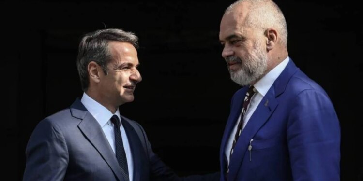 "Mendoni se i përkisni traditës së Platonit dhe Aristotelit", Mitsotakis reagon ndaj kritikave të mediave greke për komentet e Ramës: E njoh prej vitesh, ka një stil të veçantë komunikimi.