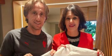 Milan, Modric shpall fitues çmimi ‘Gentilezza’ dhe i dedikon tifozëve të Crans-Montana.