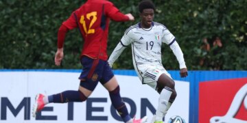 Milani blen për 9.5 milion euro Igli Taren, talentin 20-vjeçar italian.