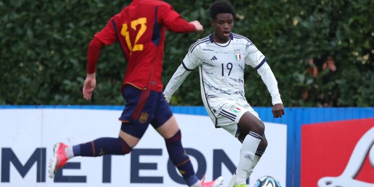 Milani blen për 9.5 milion euro Igli Taren, talentin 20-vjeçar italian.