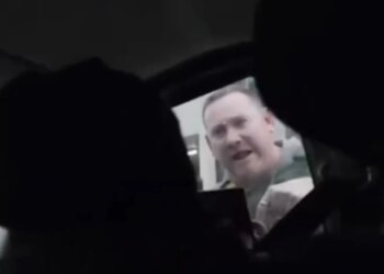 Minneapolis: Agjentët e ICE параqesin kërcënime ndaj gazetarëve të RAI-it: Nëse na filmoni, do t’ju…