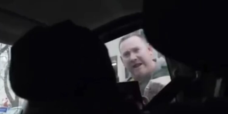 Minneapolis: Agjentët e ICE параqesin kërcënime ndaj gazetarëve të RAI-it: Nëse na filmoni, do t’ju…