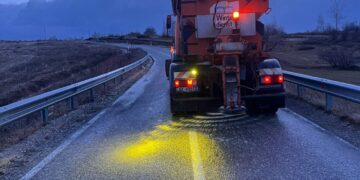 Moti i këqij në vend, ARRSH: Aksesi rrugor janë nën kontroll pas reshjeve dhe ngricave.