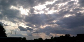 Moti për këtë të diel: kushte atmosferike të paqëndrueshme dhe prani reshjesh shiu