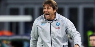 Napoli, Conte i përgjigjet arbitrave: Dy vlerësime të veçanta për penalltinë dhe golin e anuluar.