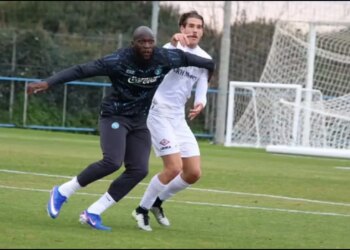 Napoli rifillon bashkëpunimin me Lukakun, belgu realizon gol në ndeshjen miqësore, ndërsa Meret dhe Anguissa rikthehen përballë Juventusit.