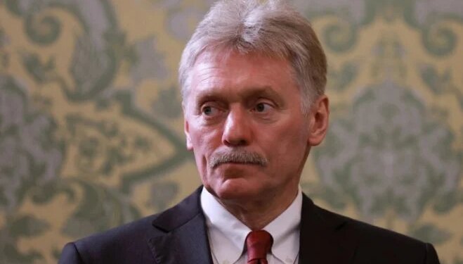 Negociatat ndërmjet SHBA-së, Rusisë dhe Ukrainës: "Bisedimet do të vazhdojnë", deklaron zëdhënësi i Kremlinit, duke theksuar se gjithçka varet nga qasja e palëve në bisedim.