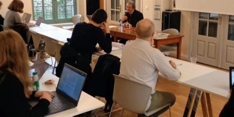 Nga mjediset shkollore te agjentët e inteligjencës, cili është programi në Paris që formon “spiuna”?