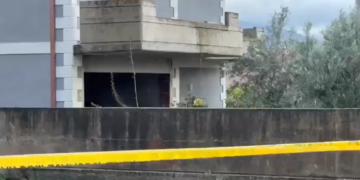 Ngjarje e rëndë në Vlorë: Burri përdhunon ish-gruan për vdekje pas dy muaj ndarjeje.