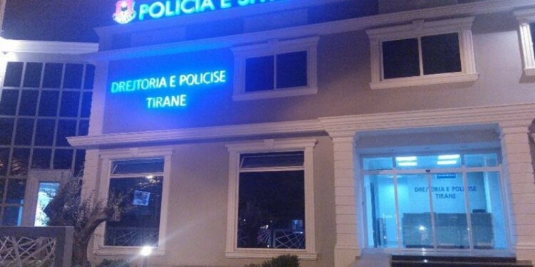 PD denoncon arrestimin e një të mituri gjatë protestës, policia konfirmon: Gjuajti me sende të forta efektivët, është 14 vjeç.