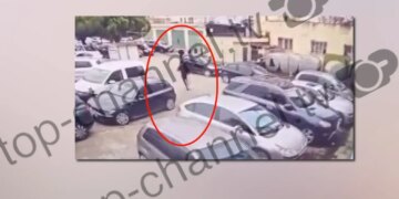 Pamje ekskluzive: Altin Ndoci largohet me vrap nga spitali i Durrësit, policia e ndjek pas.