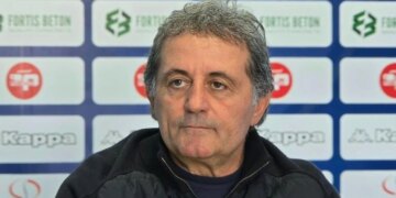 Pas humbjes ndaj Elbasanit, Ilir Daja shpreh zemërimin e tij ndaj arbitrit dhe sistemit VAR: "Mungesa e lojtarit të kuq na penalizoi, por do të kisha reaguar më ashpër po të më kishin përjashtuar."