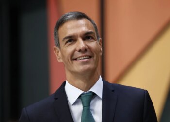 Pas kritikave për emigracionin, Pedro Sanchez iu përgjigj Elon Musk: "Planeti Mars mund të presë, ndërsa njerëzimi jo."