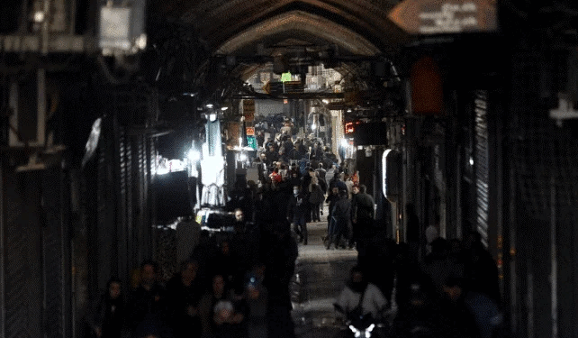 Pas protestave fatale, Trump paralajmëron: Nëse Irani vret protestuesit paqësorë, do të ndërhyjmë. Teherani përgjigjet me ashpërsi: Çdo…