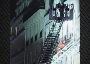 Përplasje tragjike në Paris: Kati i pestë i një ndërtese është shembur, 19 të plagosur.