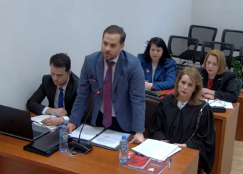 Pezullimi i Ballukut nga posti, Kushtetuesja analizën kërkesën e Ramës. Kryeministria dhe Kuvendi: Shkelje e Kushtetutës. GJKKO: Nuk do të angazhohemi.